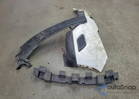 2016 Nissan Rogue S z USA, uszkodzony, nr VIN KNMAT2MV3GP689580